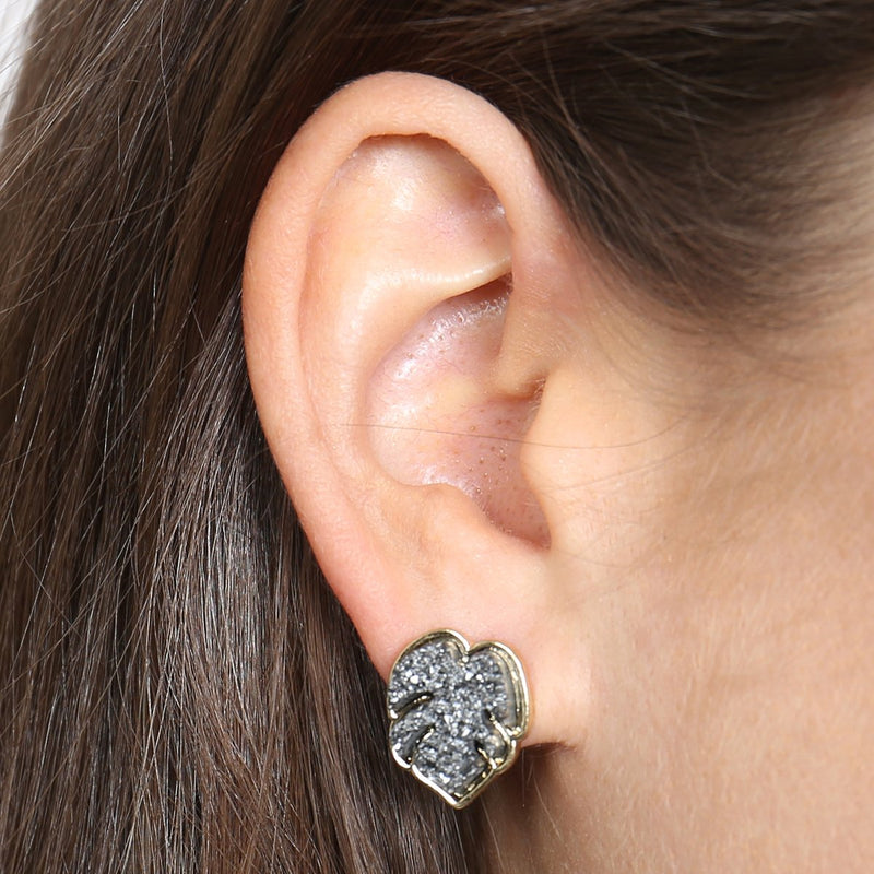 Fe5480 - Metal Druzy Palm Leaf Post Earrings