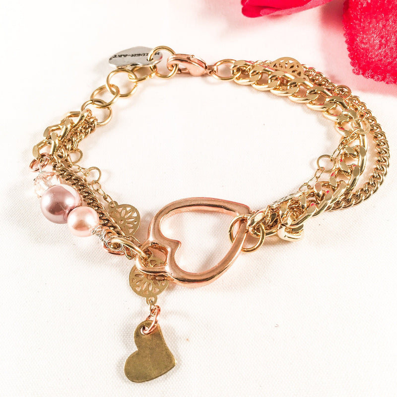 Rose Gold Heart Charm Bracelet with rose pearls