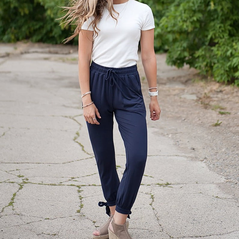 DT Shelby Tie-ankle pants in Navy